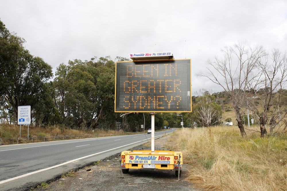 Federal Highway COVID Greater Sydney signage