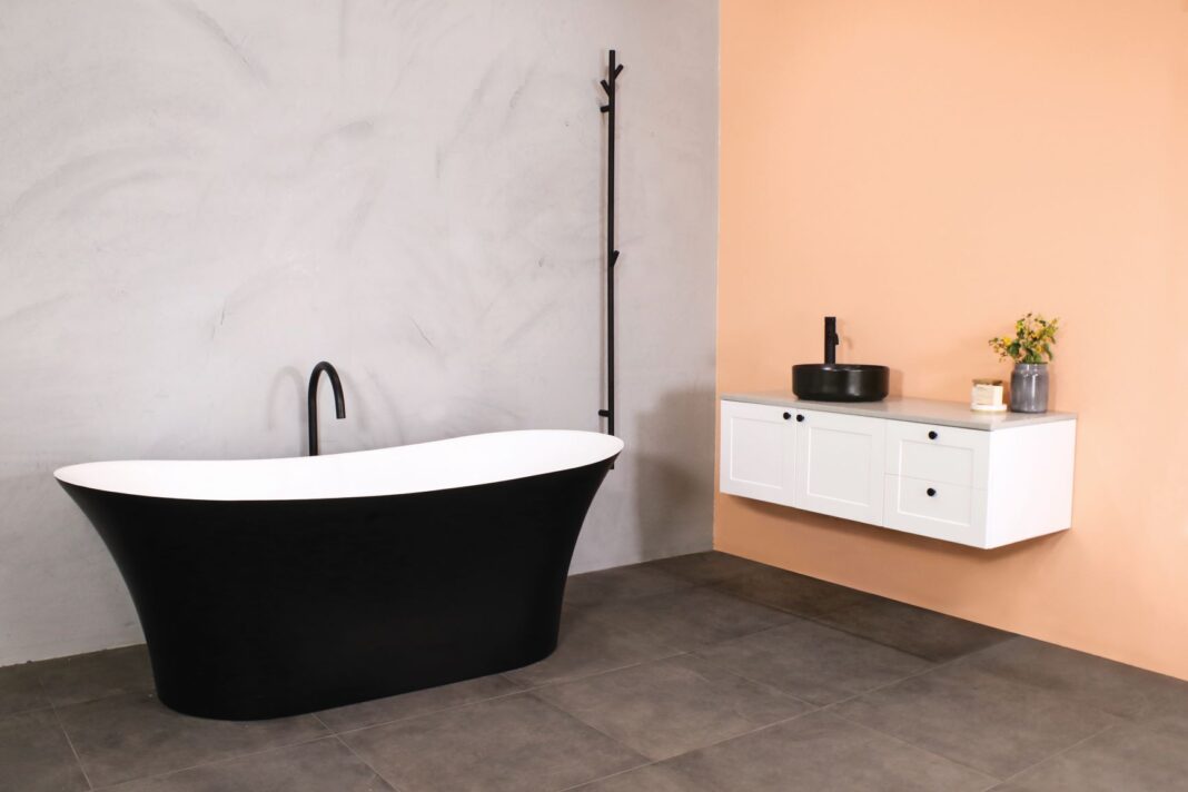 Delano Freestanding Bath 1800mm Matte Black