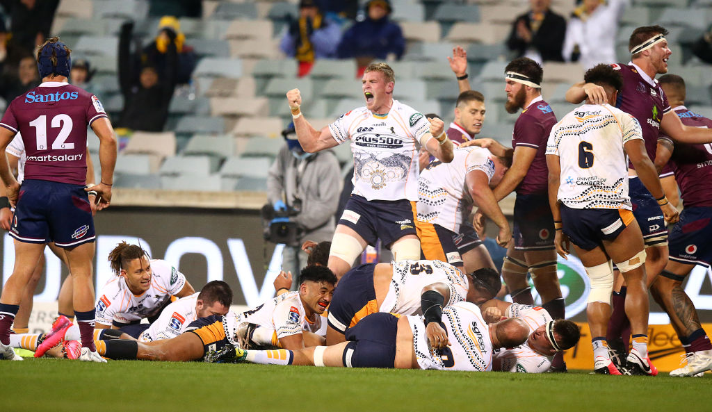 CANBERRA, AUSTRALIA - AUGUST 01: Tom Cusack of the Brumbies celebrates a Brumbies try during the round five Super Rugby AU match between the Brumbies and the Reds at GIO Stadium on August 01, 2020 in Canberra, Australia. (Photo by Mark Nolan/Getty Images)