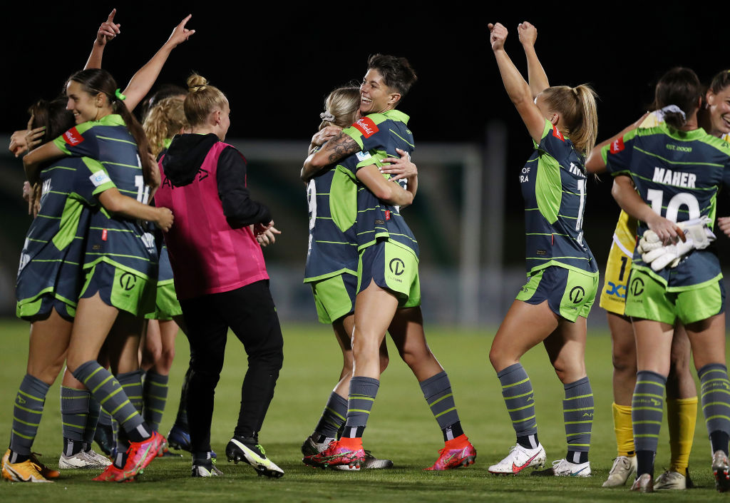 CANBERRA, AUSTRALIA - MARCH 26: Canberra United players celebrate at full time during the round 14 W-League match between Canberra United and Sydney FC at Viking Park, on March 26, 2021, in Canberra, Australia. (Photo by Mark Metcalfe/Getty Images)