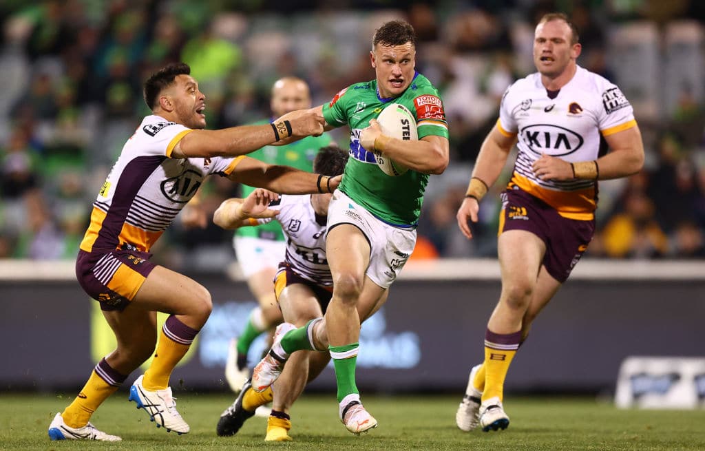 CANBERRA, AUSTRALIA - JUNE 12: Jack Wighton of the Raiders heads to the try line to score during the round 14 NRL match between the Canberra Raiders and the Brisbane Broncos at GIO Stadium, on June 12, 2021, in Canberra, Australia. (Photo by Mark Nolan/Getty Images)