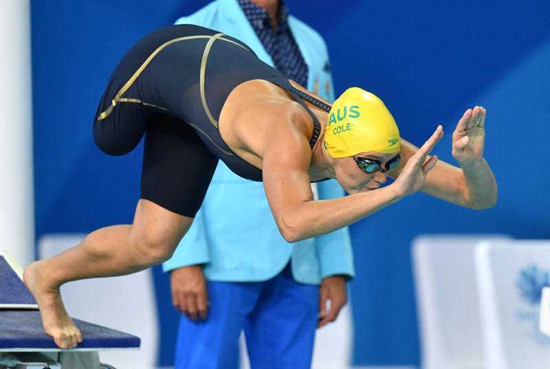 Australian paralympian swimmer Ellie Cole in action at the 2018 Commonwealth Games