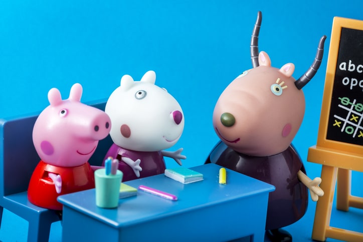 Figurine toys of Peppa Pig, Suzy Sheep and teacher Madame Gazelle at school, characters from 