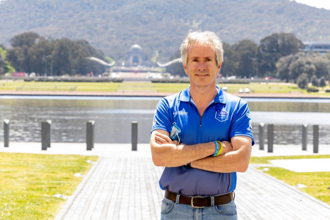 Menslink CEO Martin Fisk will lead a fundraising Great Walk around Canberra. Photo: Kerrie Brewer