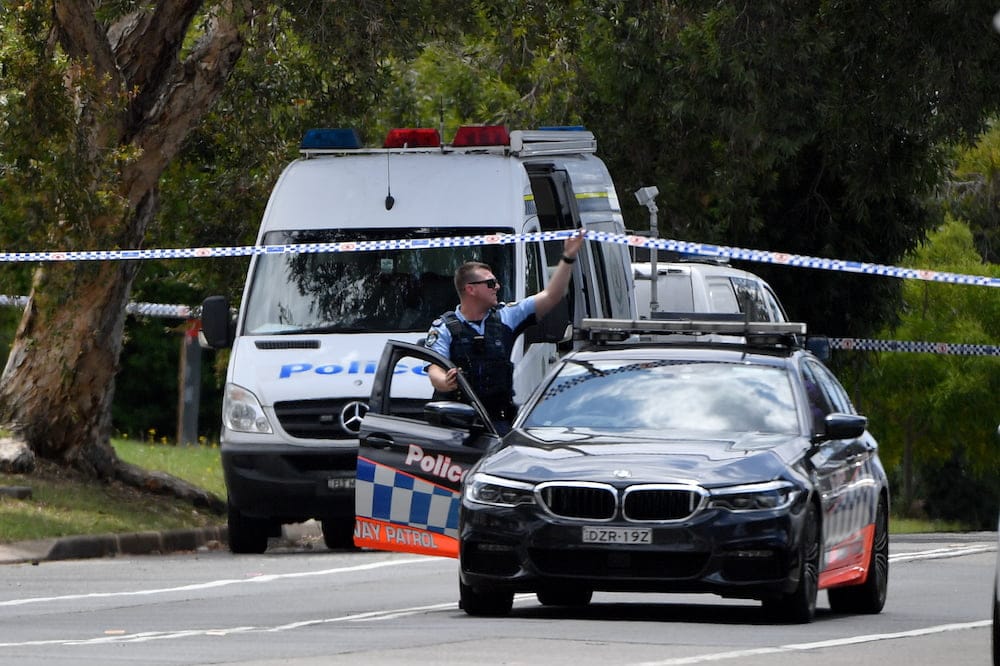 police kill man Sydney