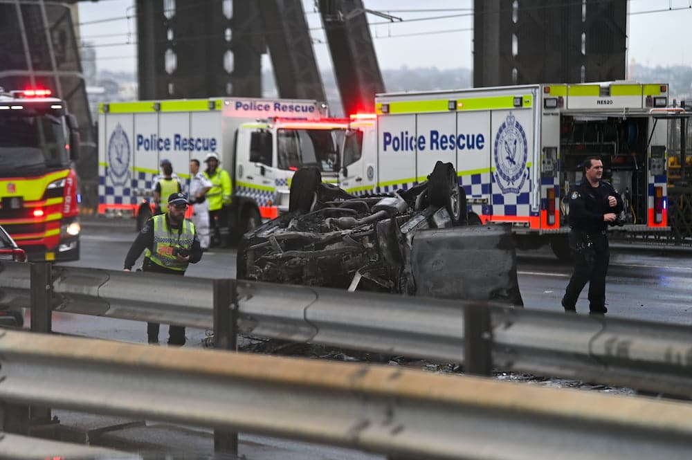 Sydney Harbour Bridge crash