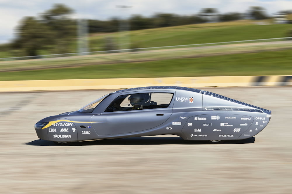 solar-powered car speed record