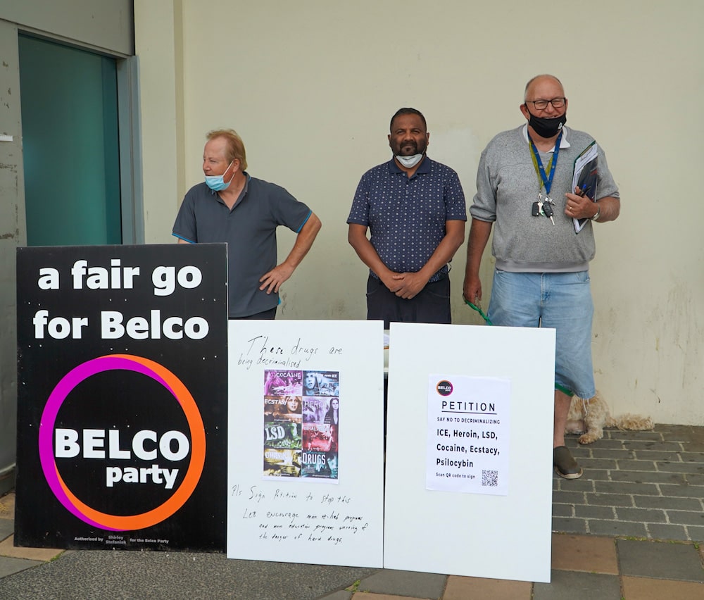 Bill Stefaniak (right) and the Belco Party gather signatures for their anti-drug decriminalisation petition. Photo supplied.