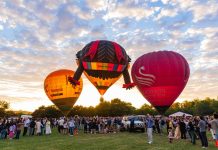 Enlighten Canberra Balloon Spectacular